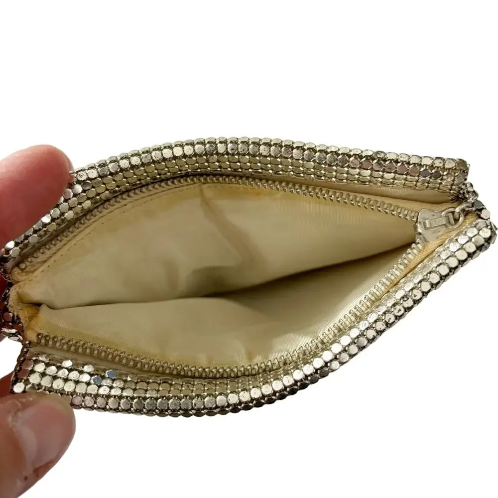 Vintage 1970s Whiting & Davis Metal Mesh Clutch Silver